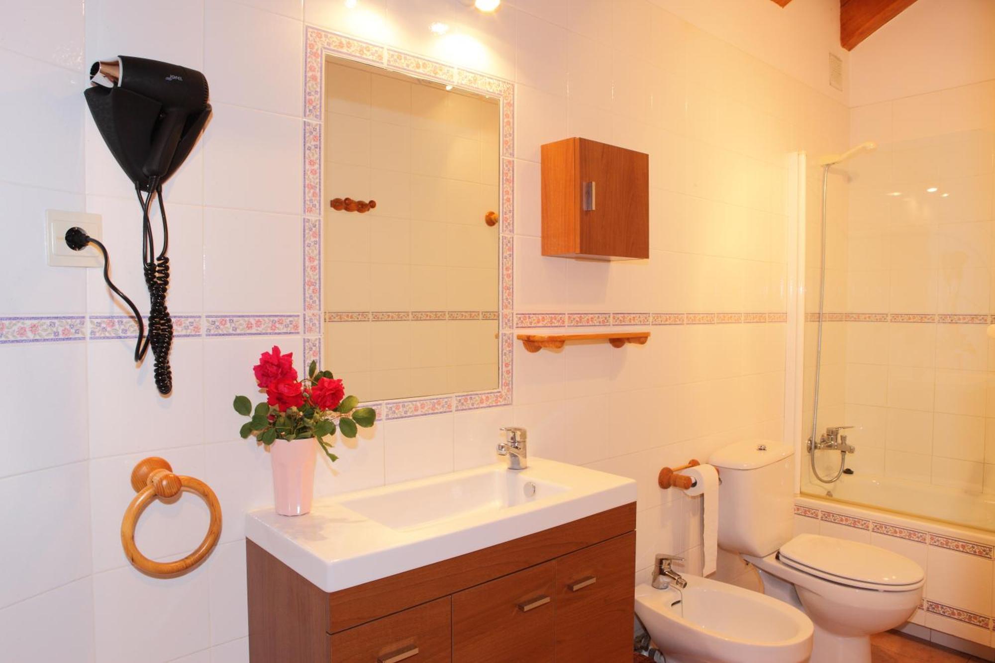 Apartamentos Alba Casa Alquesera Sahun Екстер'єр фото