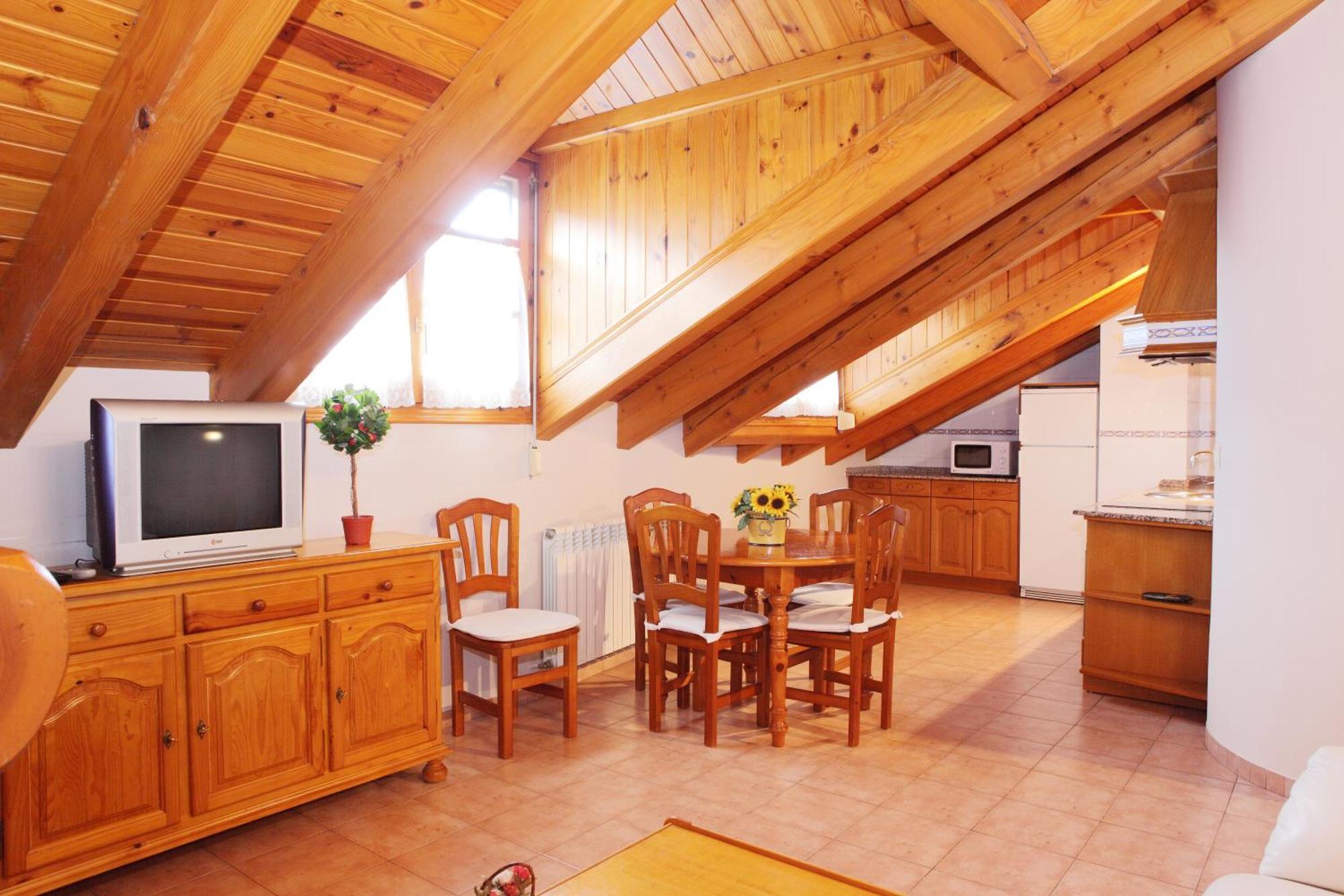 Apartamentos Alba Casa Alquesera Sahun Екстер'єр фото