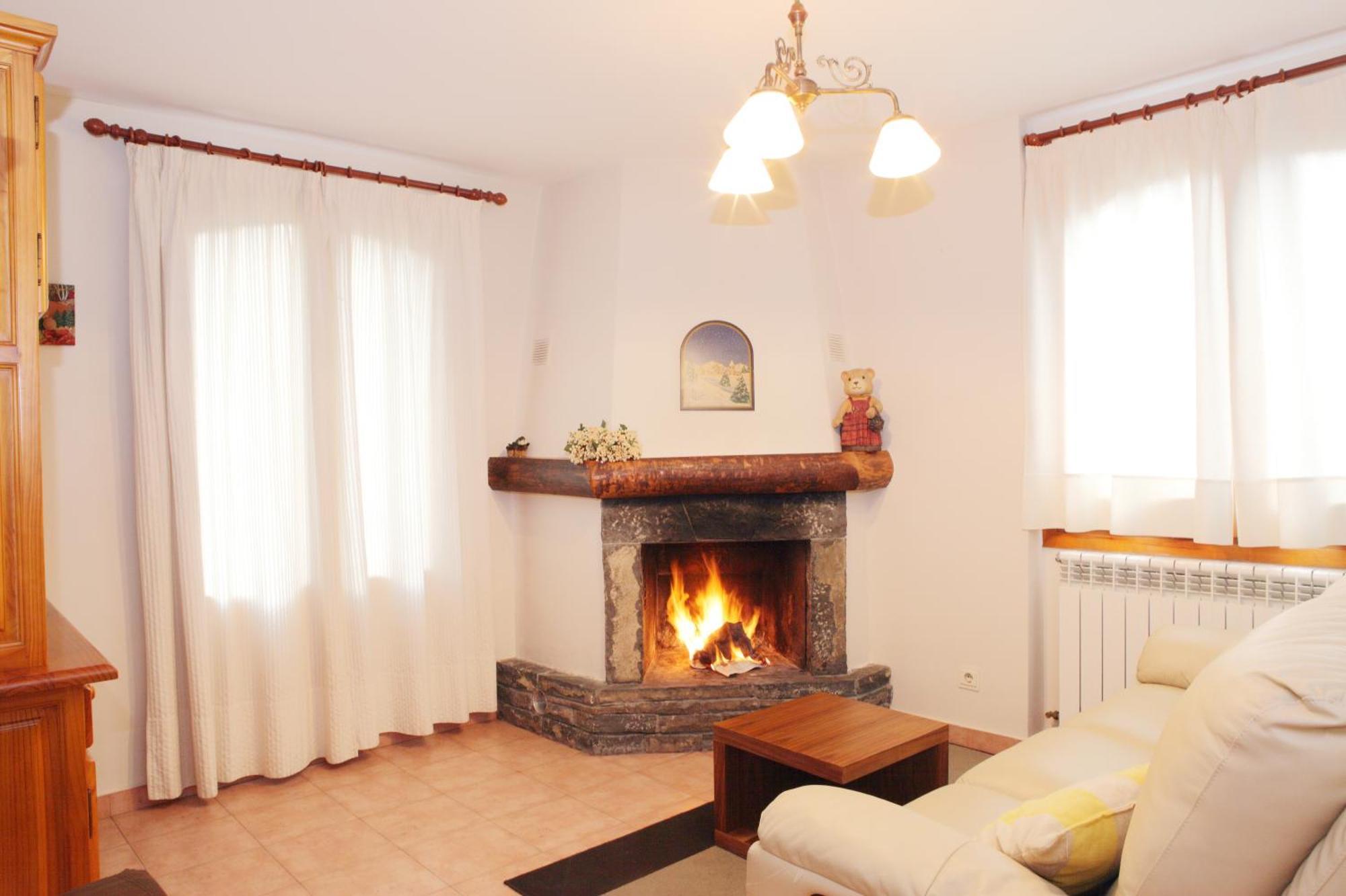 Apartamentos Alba Casa Alquesera Sahun Екстер'єр фото