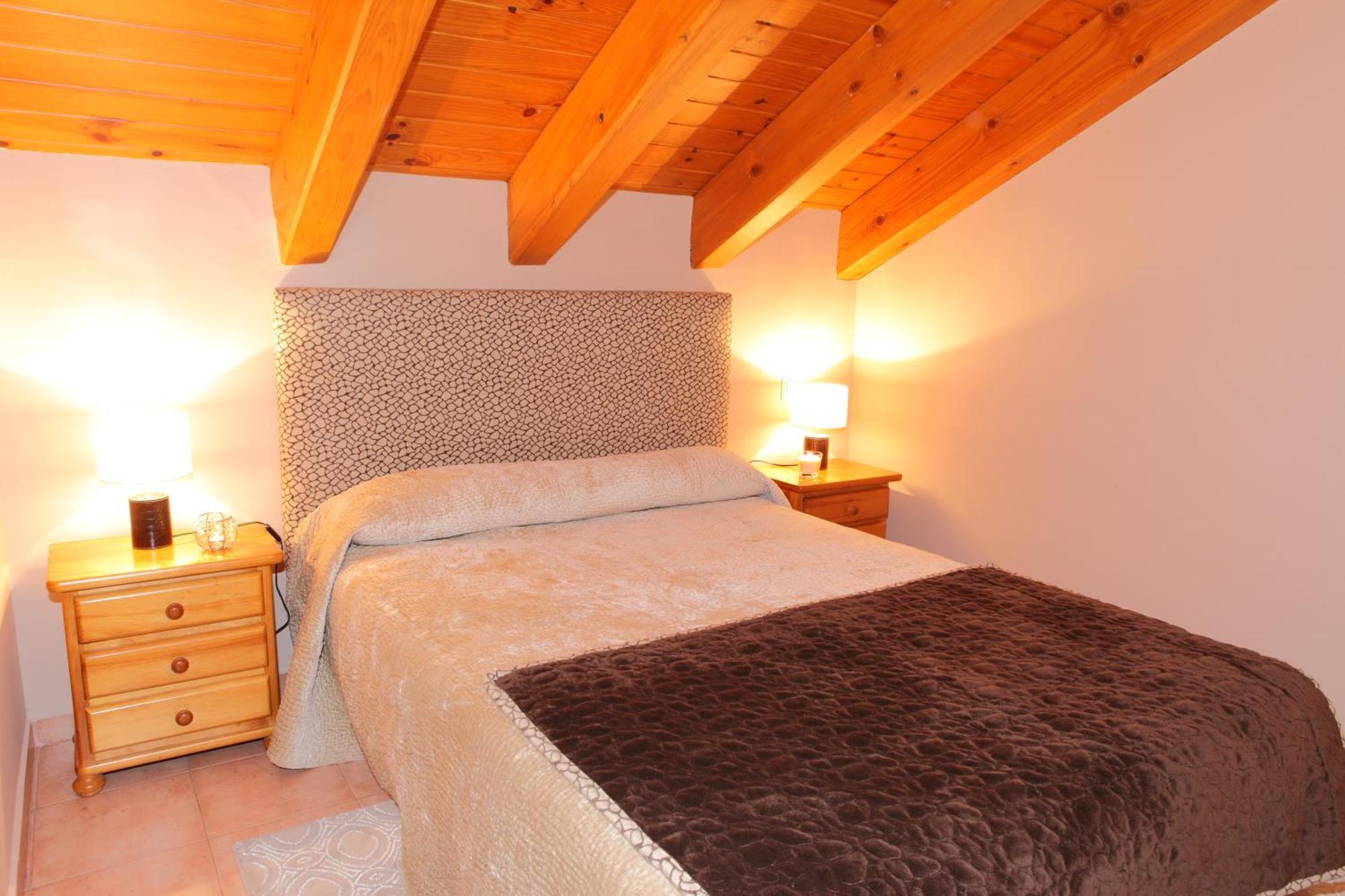 Apartamentos Alba Casa Alquesera Sahun Екстер'єр фото