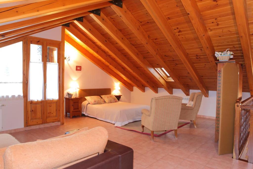 Apartamentos Alba Casa Alquesera Sahun Номер фото